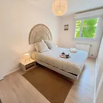 à 10 Minutes à Pied Du Centre Avec Parking Privé Et Balcon Apartamento *